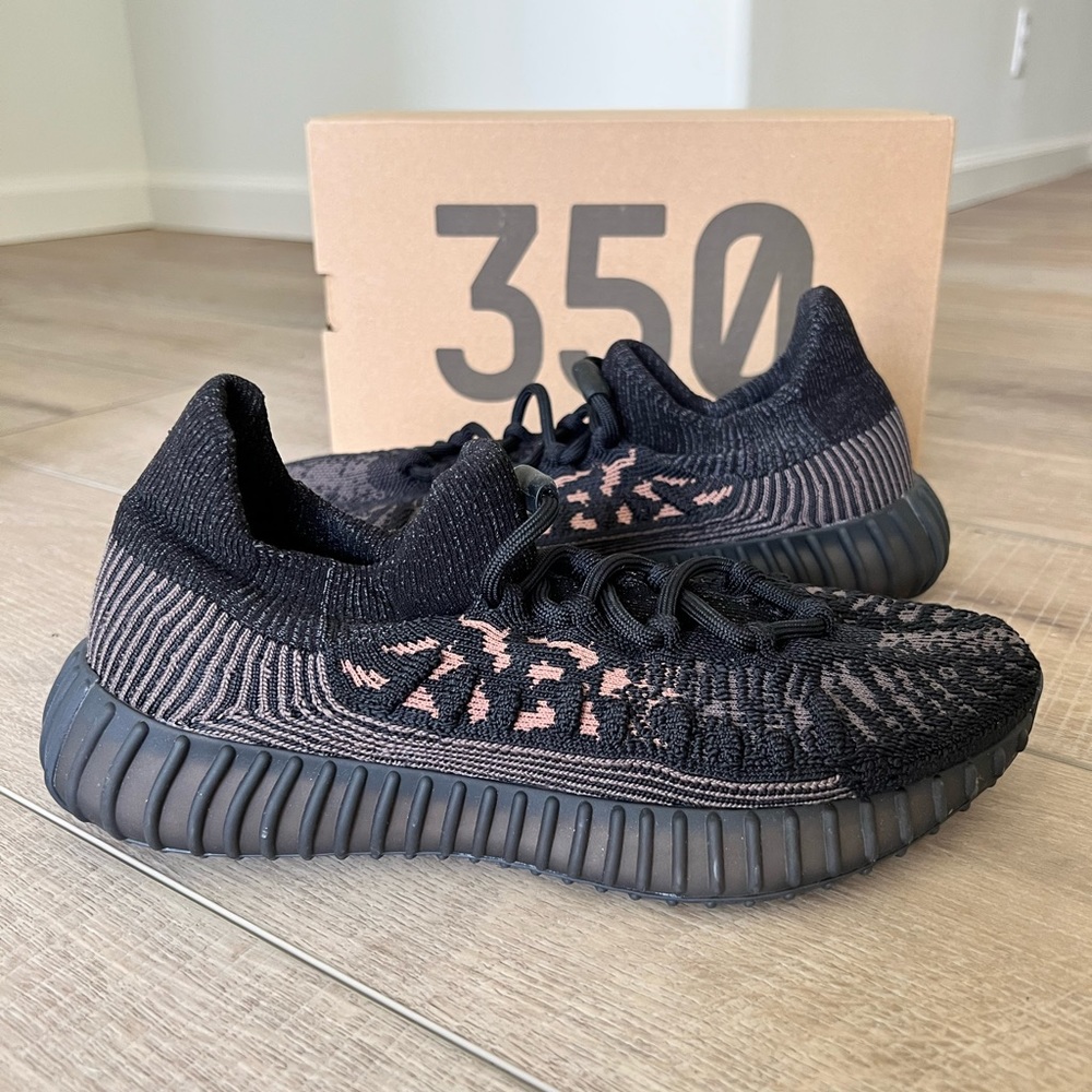 YZY 350 V2 CMPCT